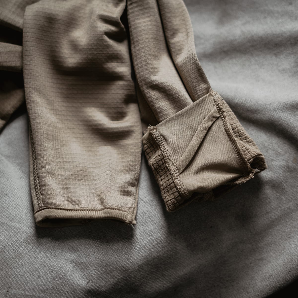 Geo-grid-fleece-350-lifestyle-5.jpg