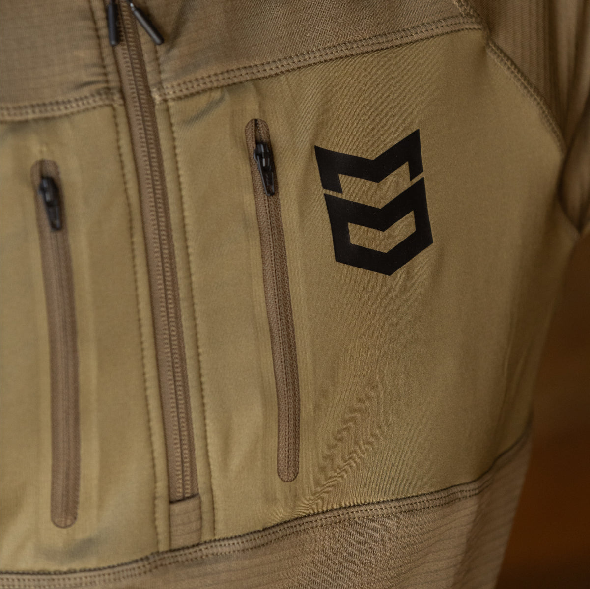 Geo-grid-fleece-hoodie-check-pocket.jpg